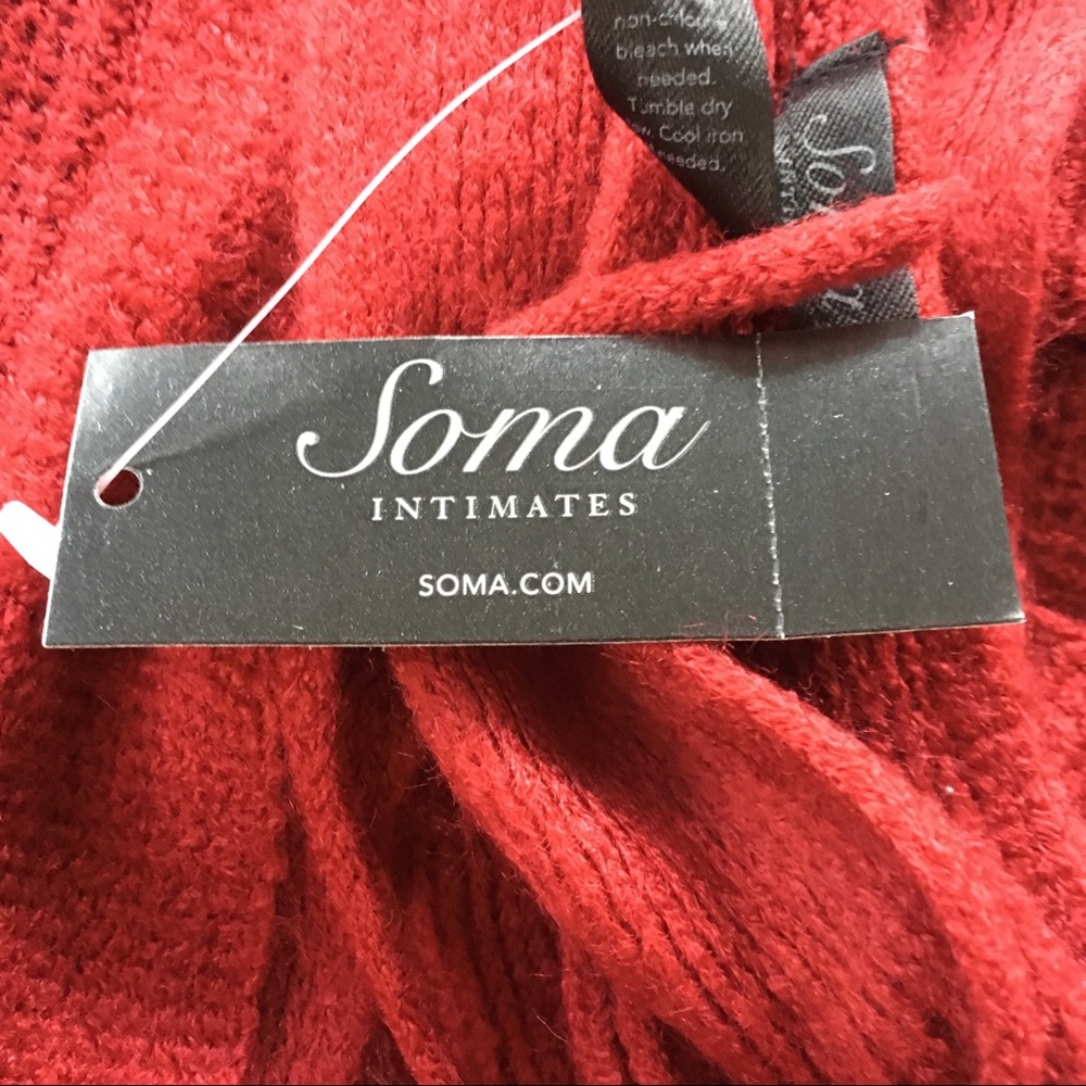 Nwt Soft Shawl/Wrap With Unique Pleats & Fringe - image 6